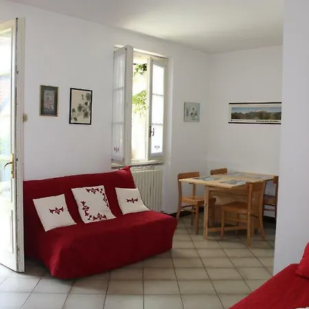 Apartment Angolo Aromatico Mandello del Lario