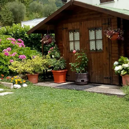 Angolo Aromatico شقة *